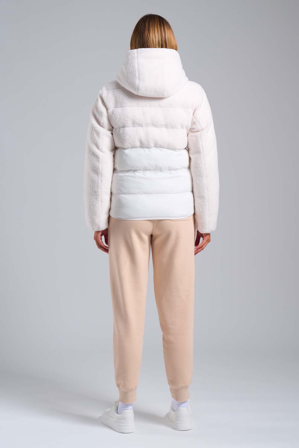 BONILLA_PIUMINOIBRIDO_243CPWHJ2789P4U41E243115XXP_