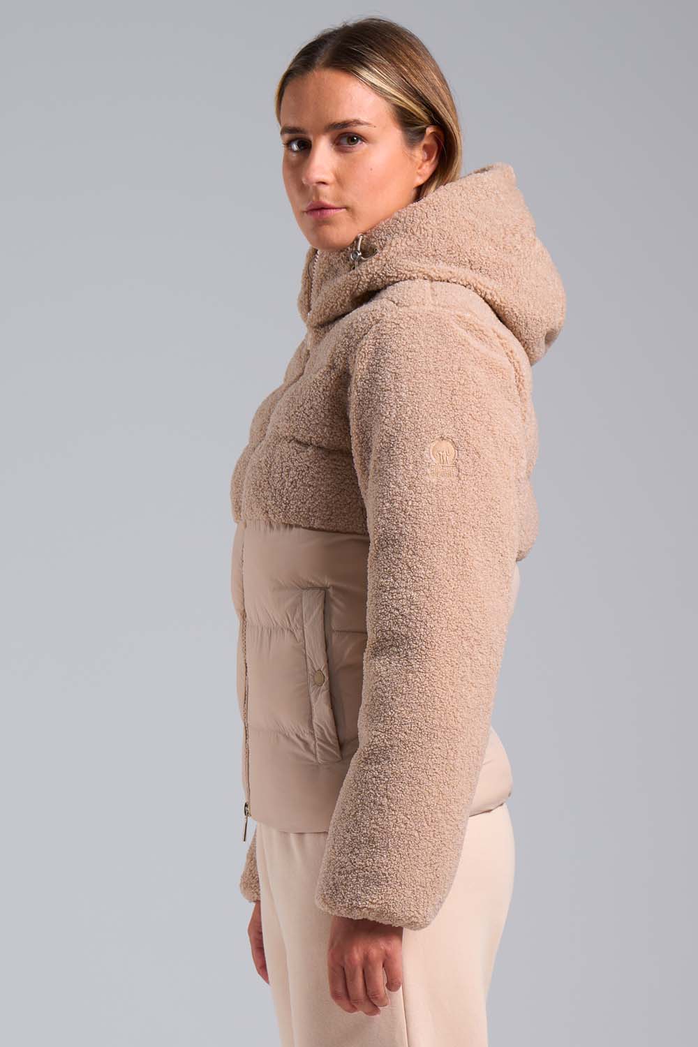 BONILLA_PIUMINOIBRIDO_243CPWHJ2789P4U41E243987XXP_0093