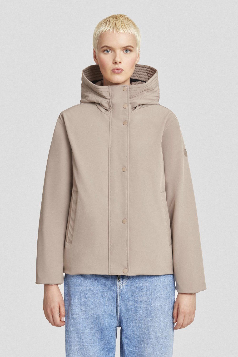 AMANITA_253PCWJ33027P0125D737XXP_2