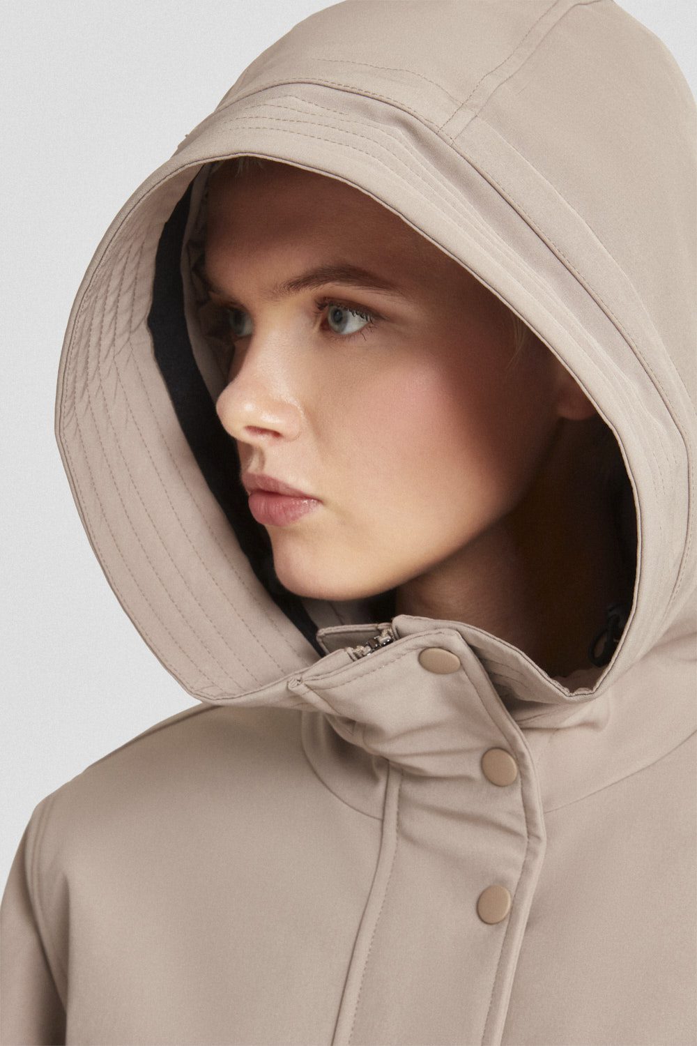 AMANITA_253PCWJ33027P0125D737XXP_4