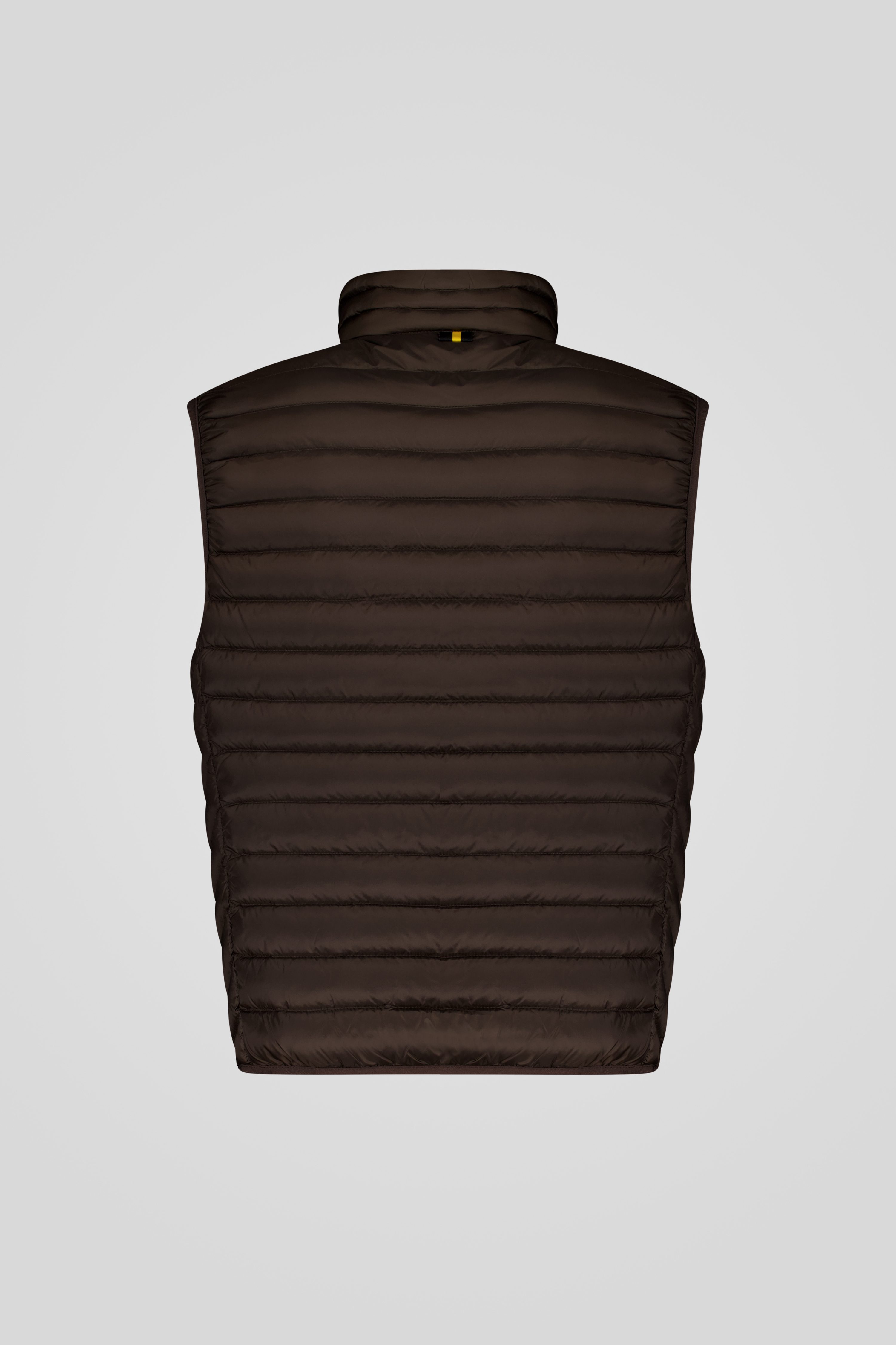 ASTOR 32_253CFMV20049_N3N11D_725XXP_Back_TIFF_1